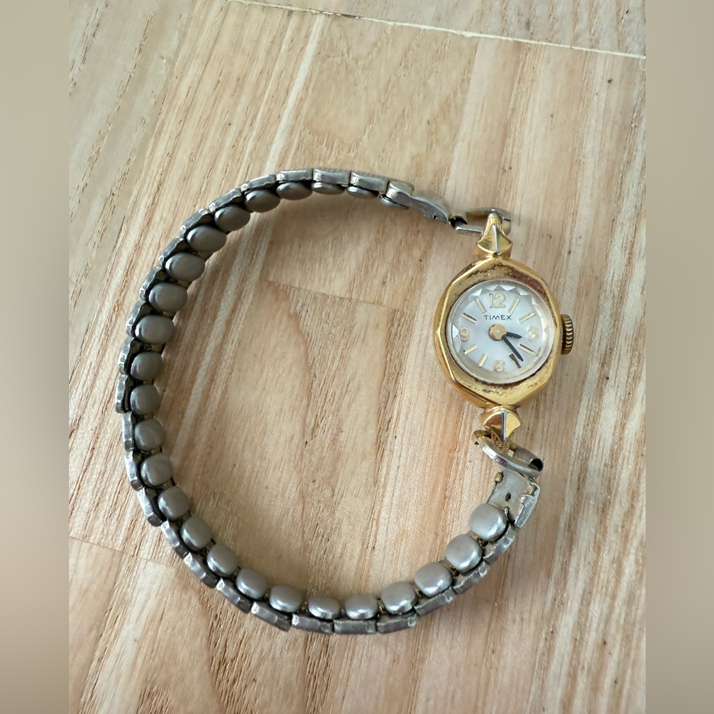Vintage Timex Ladies Dainty Two Tone Winding Mechanical Watch